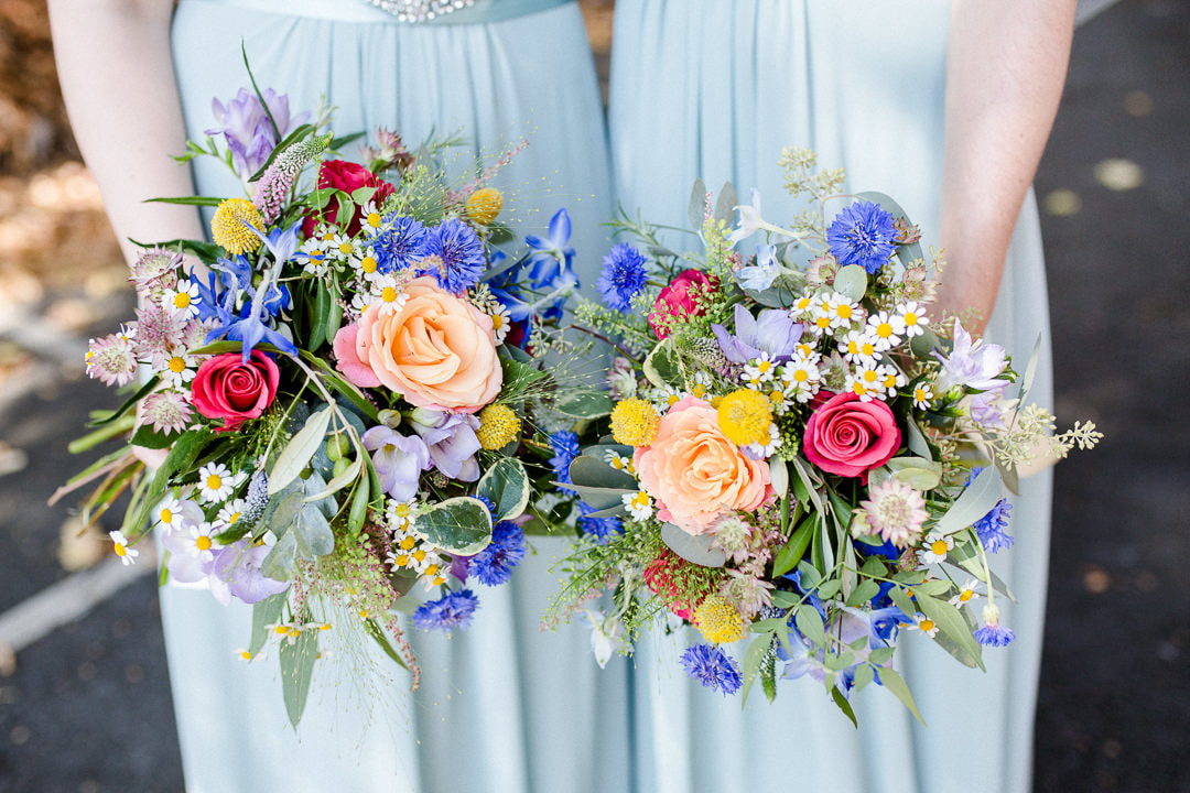 Colourful bridesmaids' bouquets